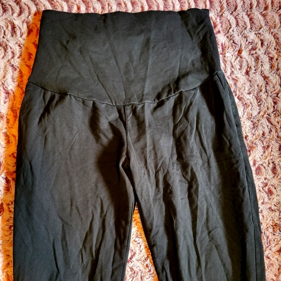 Maternity Joggers - Picture 2 of 3